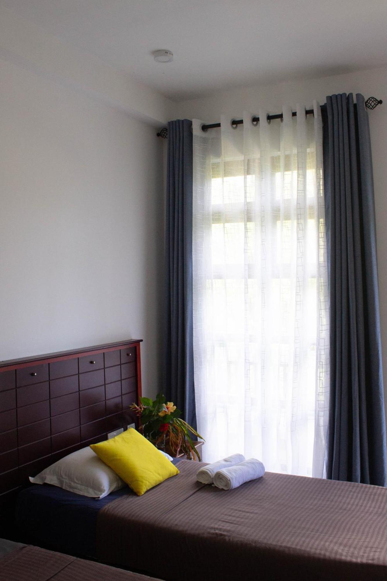 Uralsurf House Hotel Уелигама Екстериор снимка